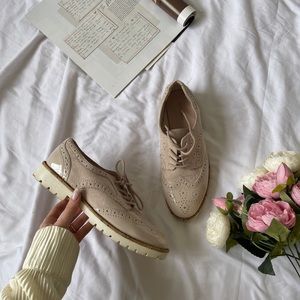 Flat boots , shoes, loafers